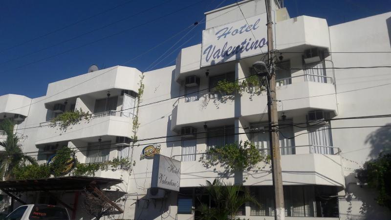 Hotel Valentinos Acapulco Exterior foto